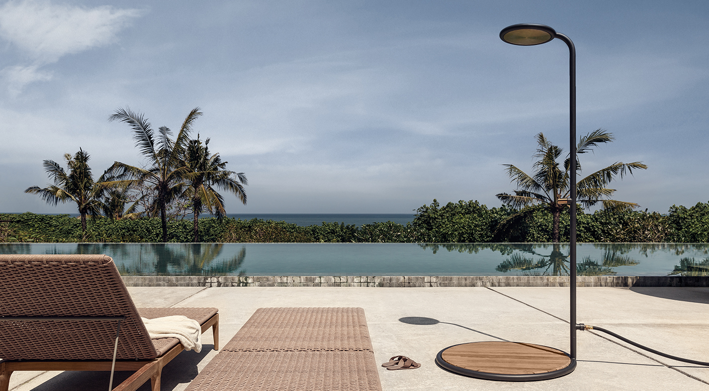 Accessories Collection | Luxury Outdoor Furniture | Gloster Teak