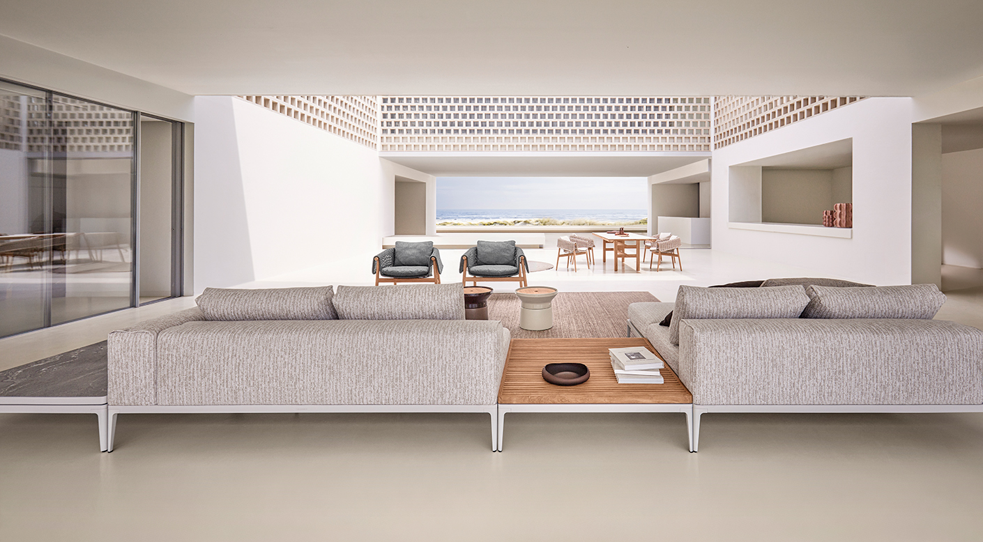 Grid Collection | Luxury Outdoor Furniture | Gloster Teak Furniture