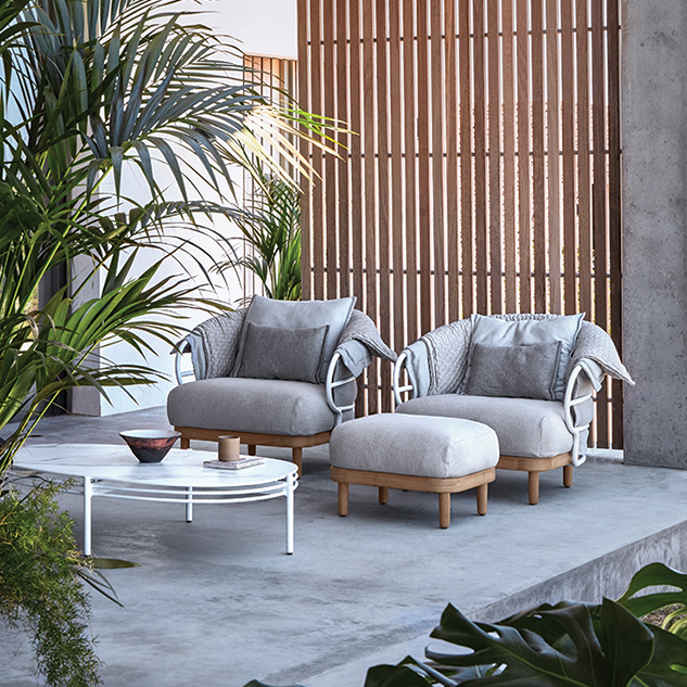 Teak Furniture Modern Luxury Outdoor, Studio Outdoor Converting Patio Sofa