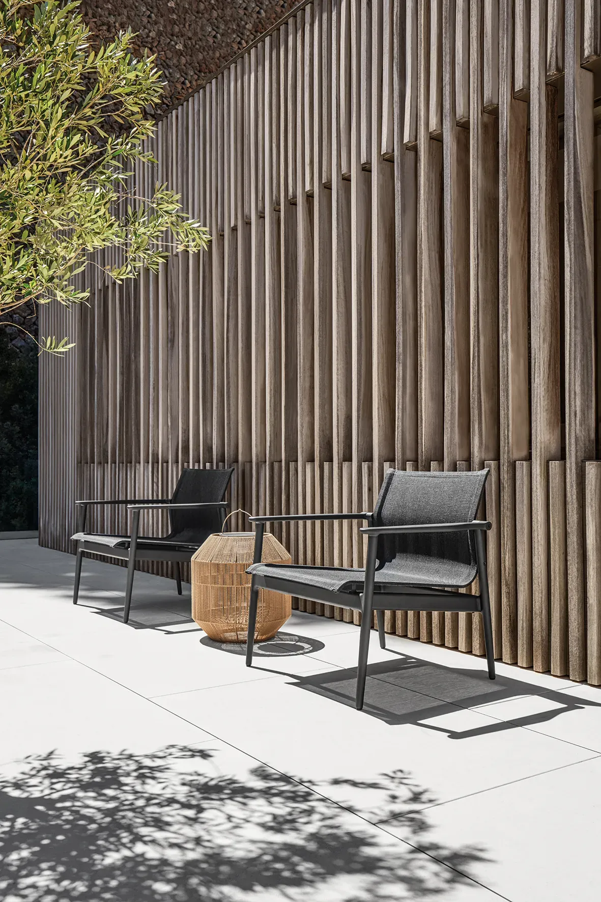 180 lounge chairs 1