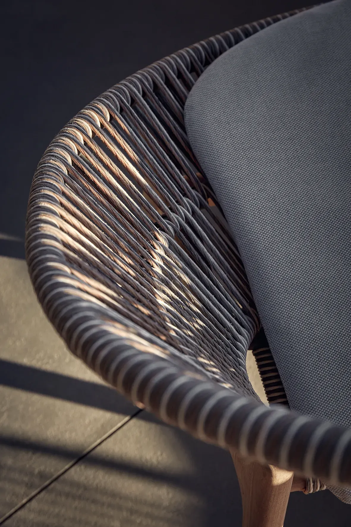 bora dining chair detail