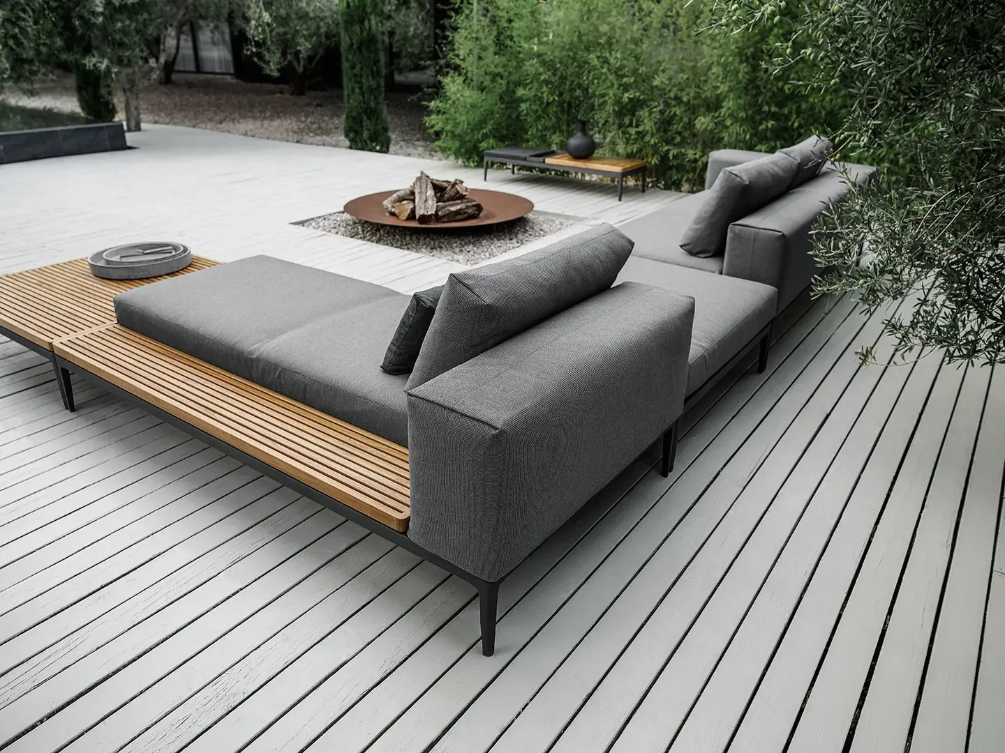 grid seating set 6