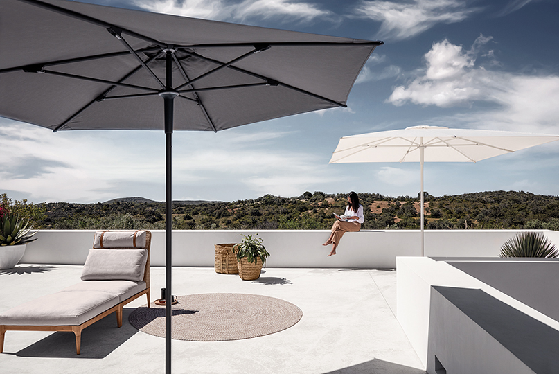 https://www.gloster.com/wp/wp-content/uploads/sites/3/2021/08/halo-push-up-parasol-1.jpg