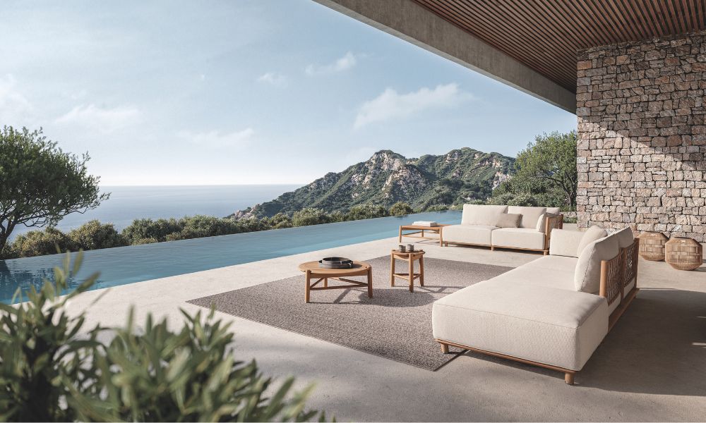 Timeless Oceanside Living with Modern Outdoor Furniture